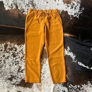 Lululemon On the Fly pants